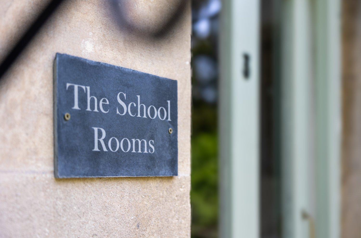 The Old School Rooms Beautiful Georgian Apartment, Sleeps 12 With Wifi And Parking, Near Bath Box  Exterior photo